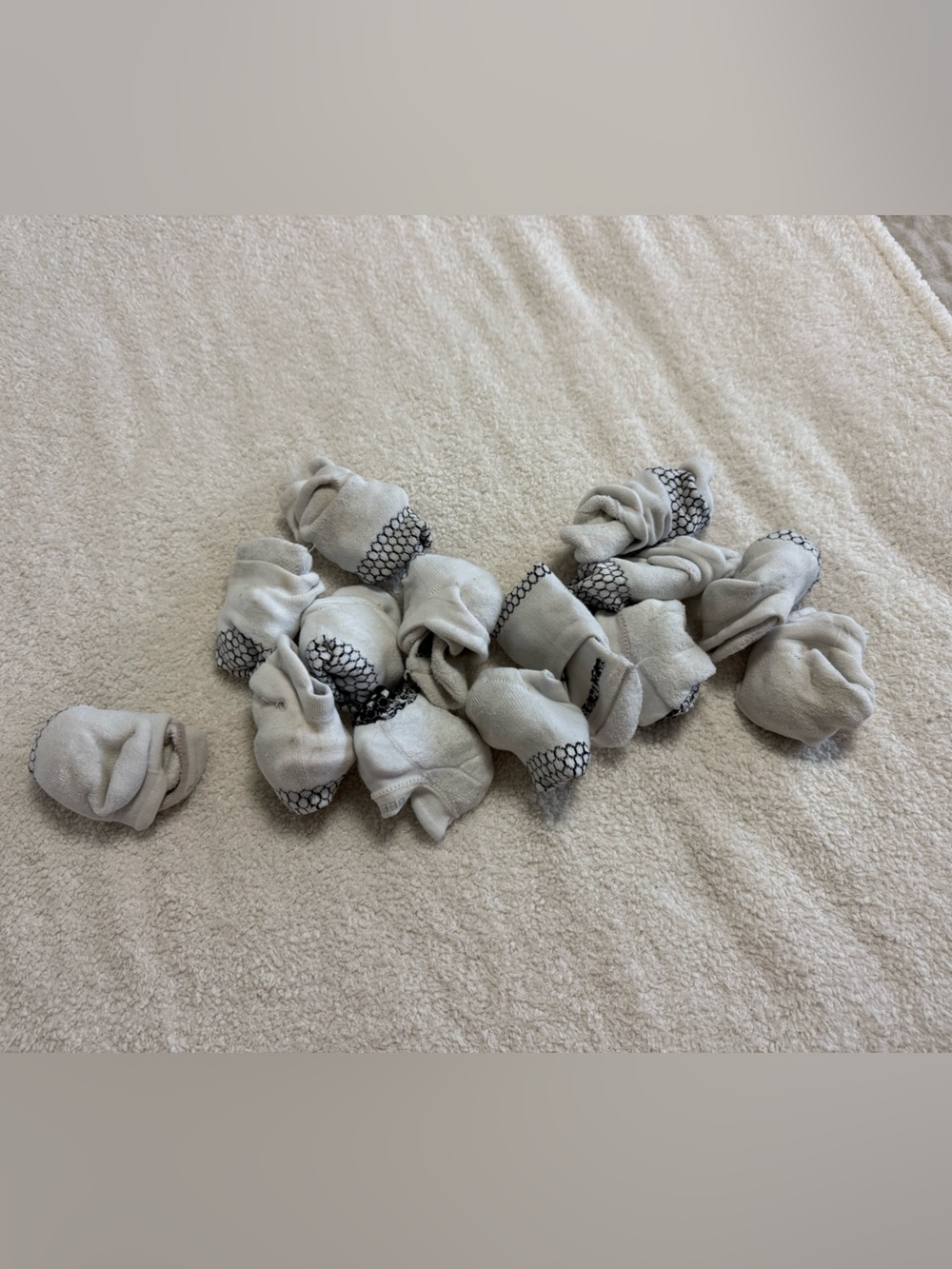 Used Bombas Socks 14 Pairs Size Large